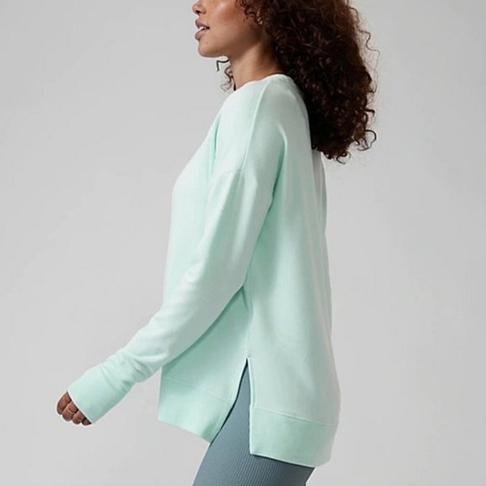 Athleta Mint Crewneck Side-Slit Sweatshirt